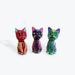 Brilliant Ceramic Standing Cat L 2.5" H 5.5"